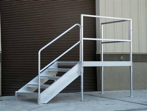 prefabricated aluminum stairs and platforms